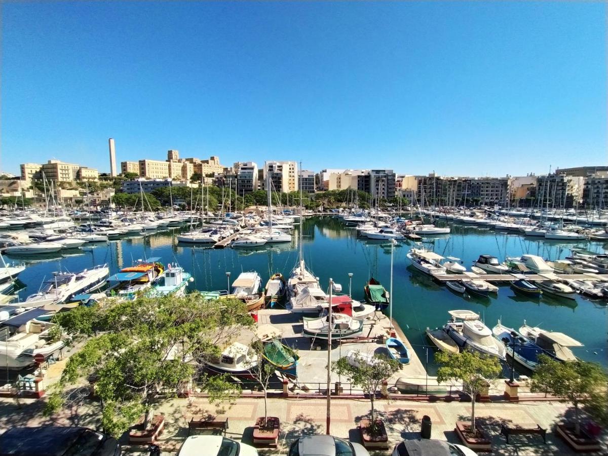 2 Bedroom, Bright & Central Top Floor Apartment - 5 Msida Extérieur photo