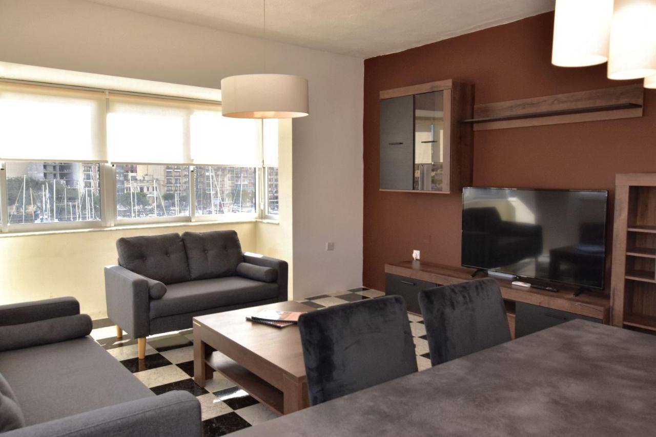 2 Bedroom, Bright & Central Top Floor Apartment - 5 Msida Extérieur photo