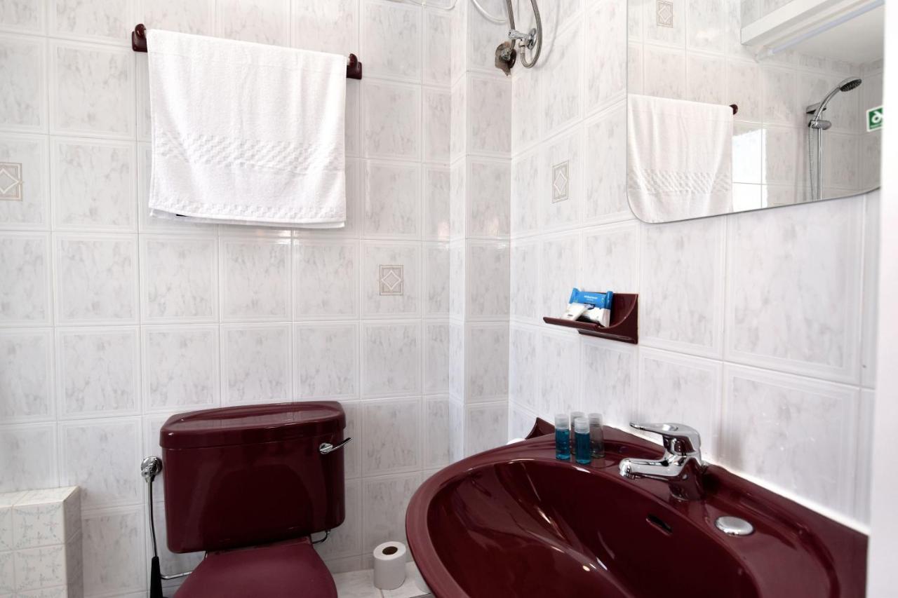 2 Bedroom, Bright & Central Top Floor Apartment - 5 Msida Extérieur photo