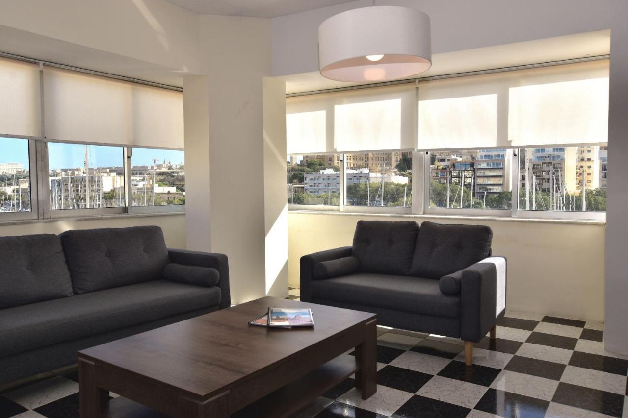 2 Bedroom, Bright & Central Top Floor Apartment - 5 Msida Extérieur photo