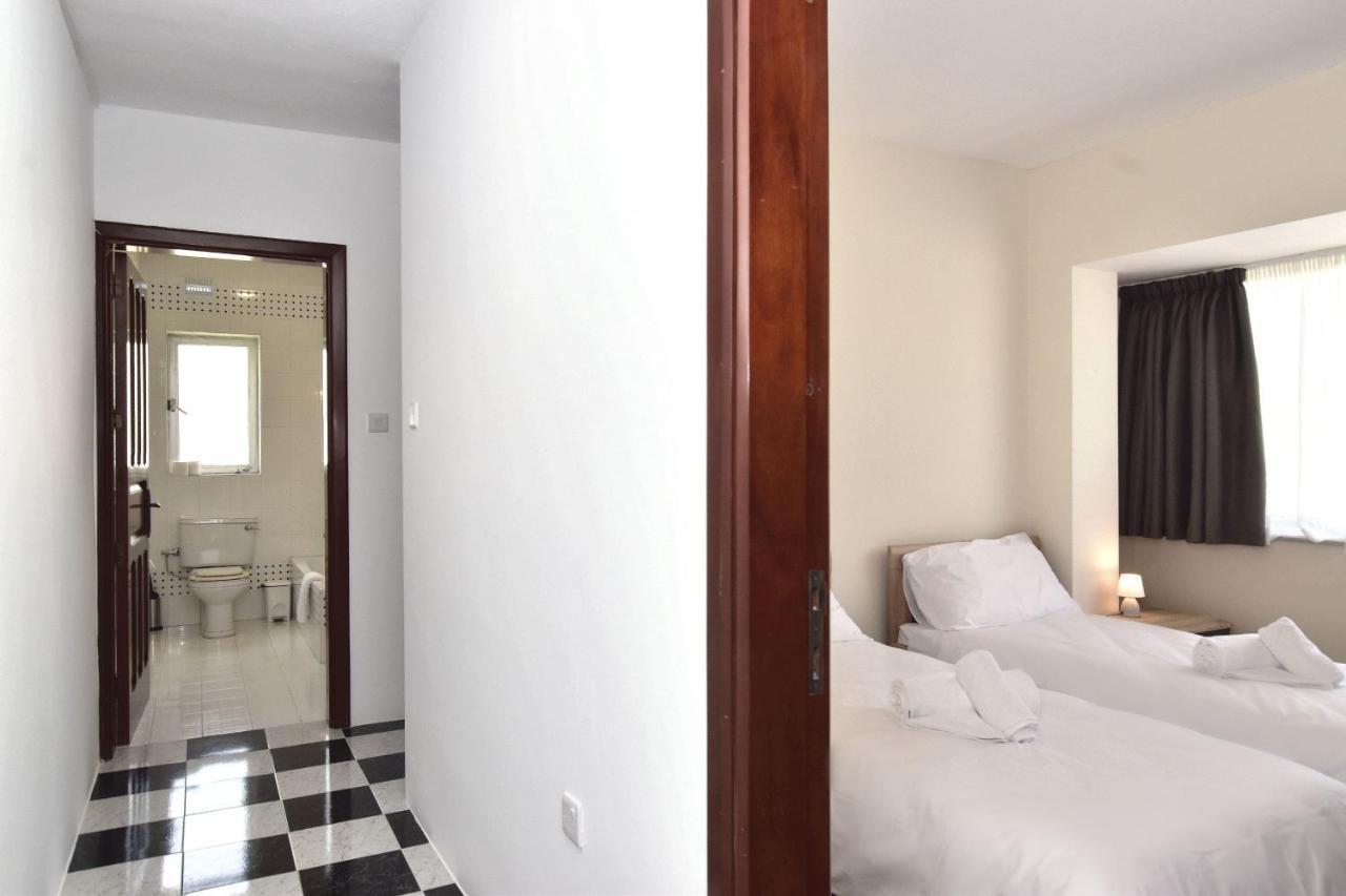 2 Bedroom, Bright & Central Top Floor Apartment - 5 Msida Extérieur photo